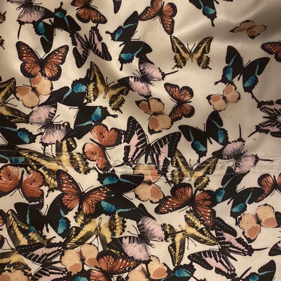 ❤️💙HOST PICK💙❤️ Ted Baker mini skirt - Ivory with butterflies. US 12 / TB4. - Picture 7 of 9
